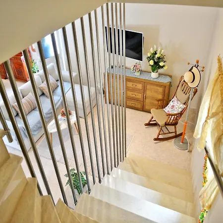 Elegant With Pool & Garden In Eleousis Villa Kalithies