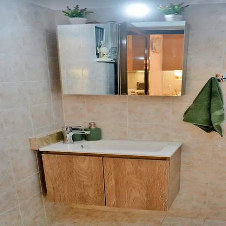 Elegant With Pool & Garden In Eleousis